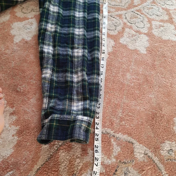 L.L.Bean plaid flannel traditional fit shirt - Picture 8 of 9